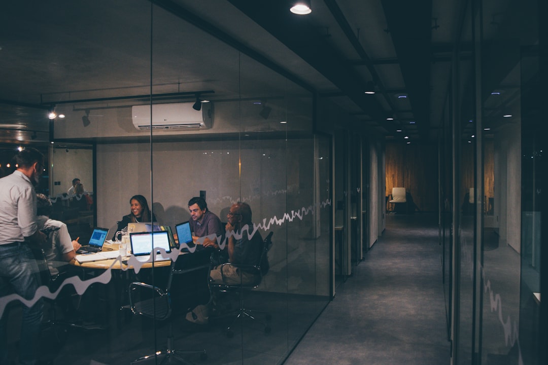 Analyse des prises de contact et de la qualité commerciale